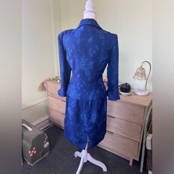 JESSICA HOWARD Vintage Blue Brocade Floral Ruffle Suit Jacket & Skirt Set Sz S-M - Picture 8 of 16